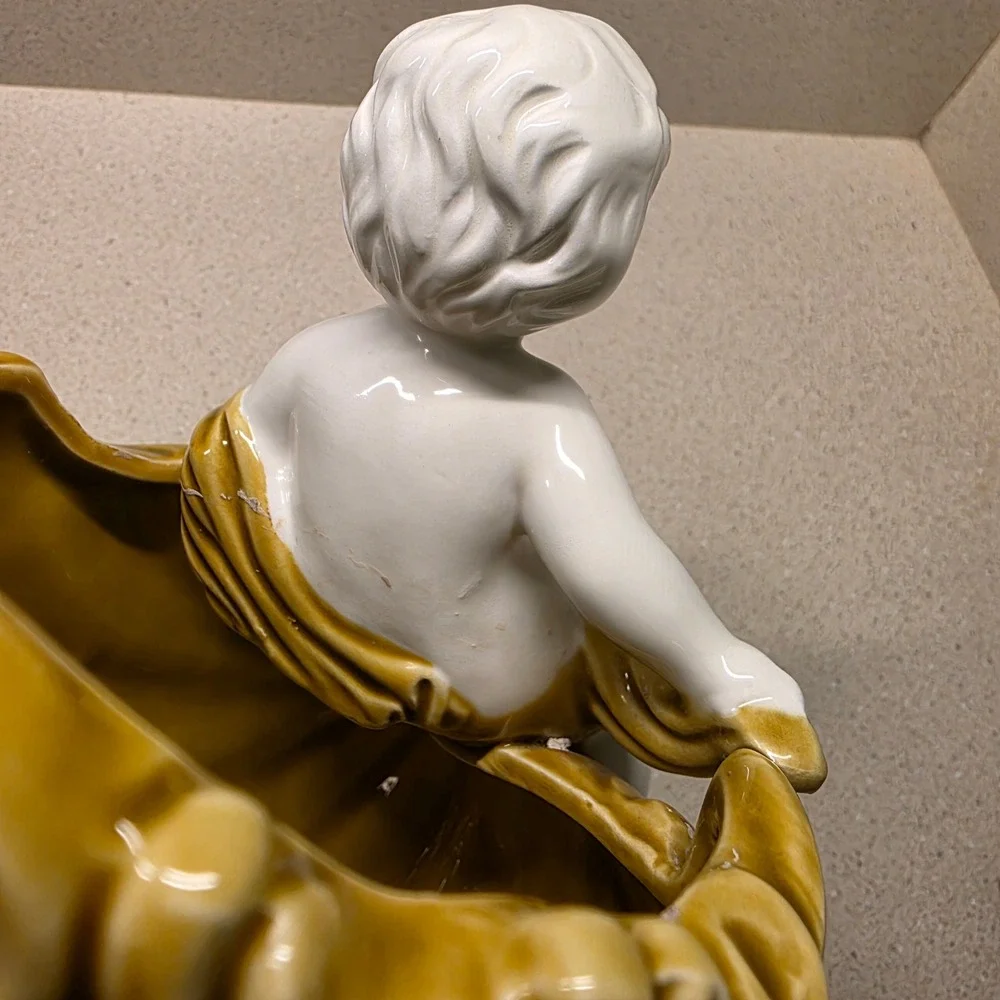 Brody Ceramic Cherub Shell Planter N-270‎ Yellow White Mid Century Cornucopia